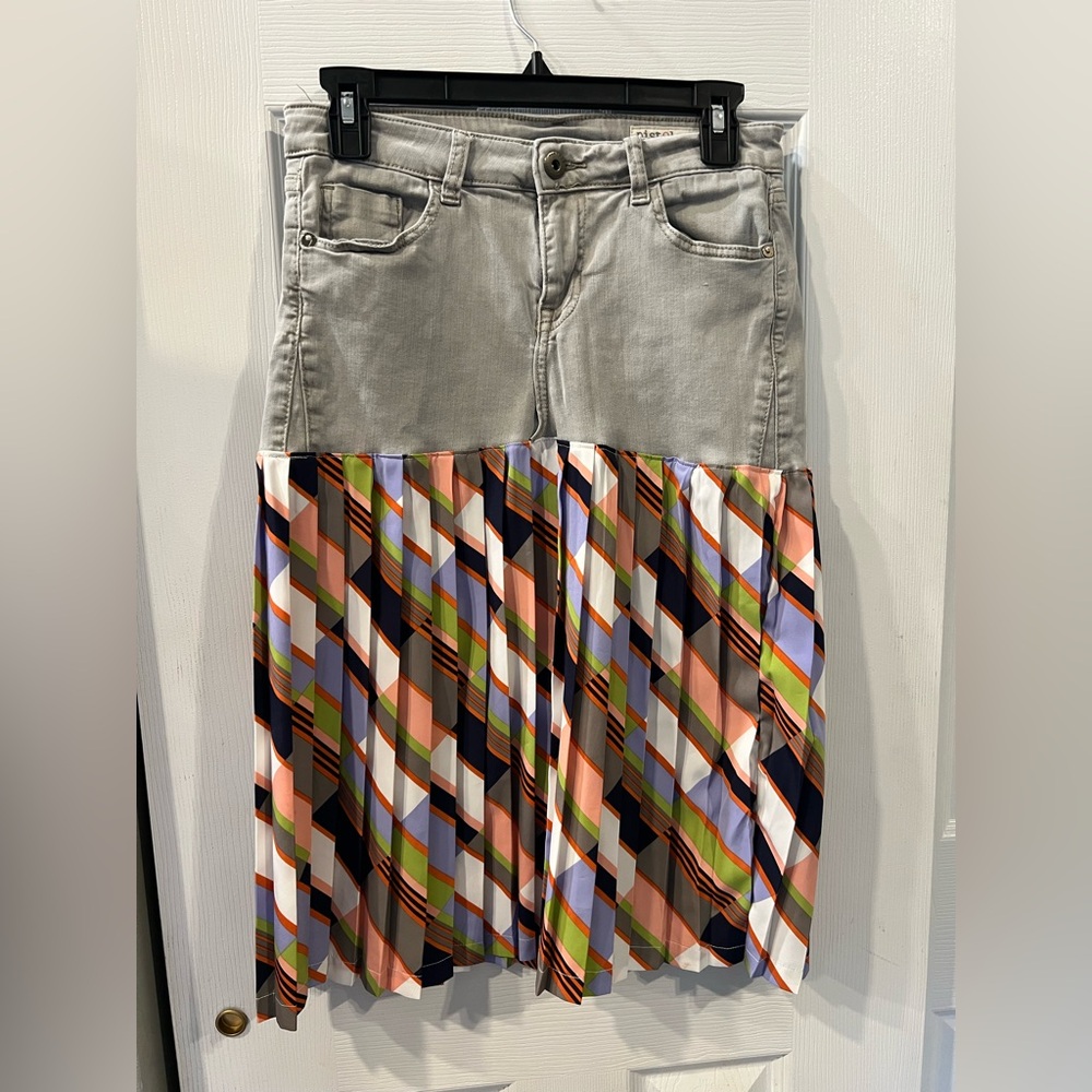 Reworked spliced Denim Pleated Skirt – Upcycled Geometric Midi, Size 28